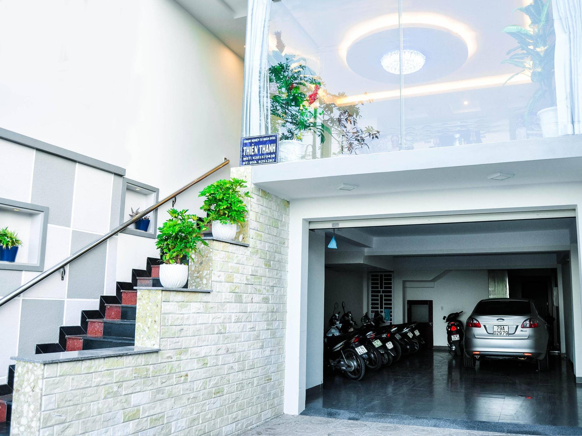 Thien Thanh Hotel - E Dragon ニャチャン エクステリア 写真
