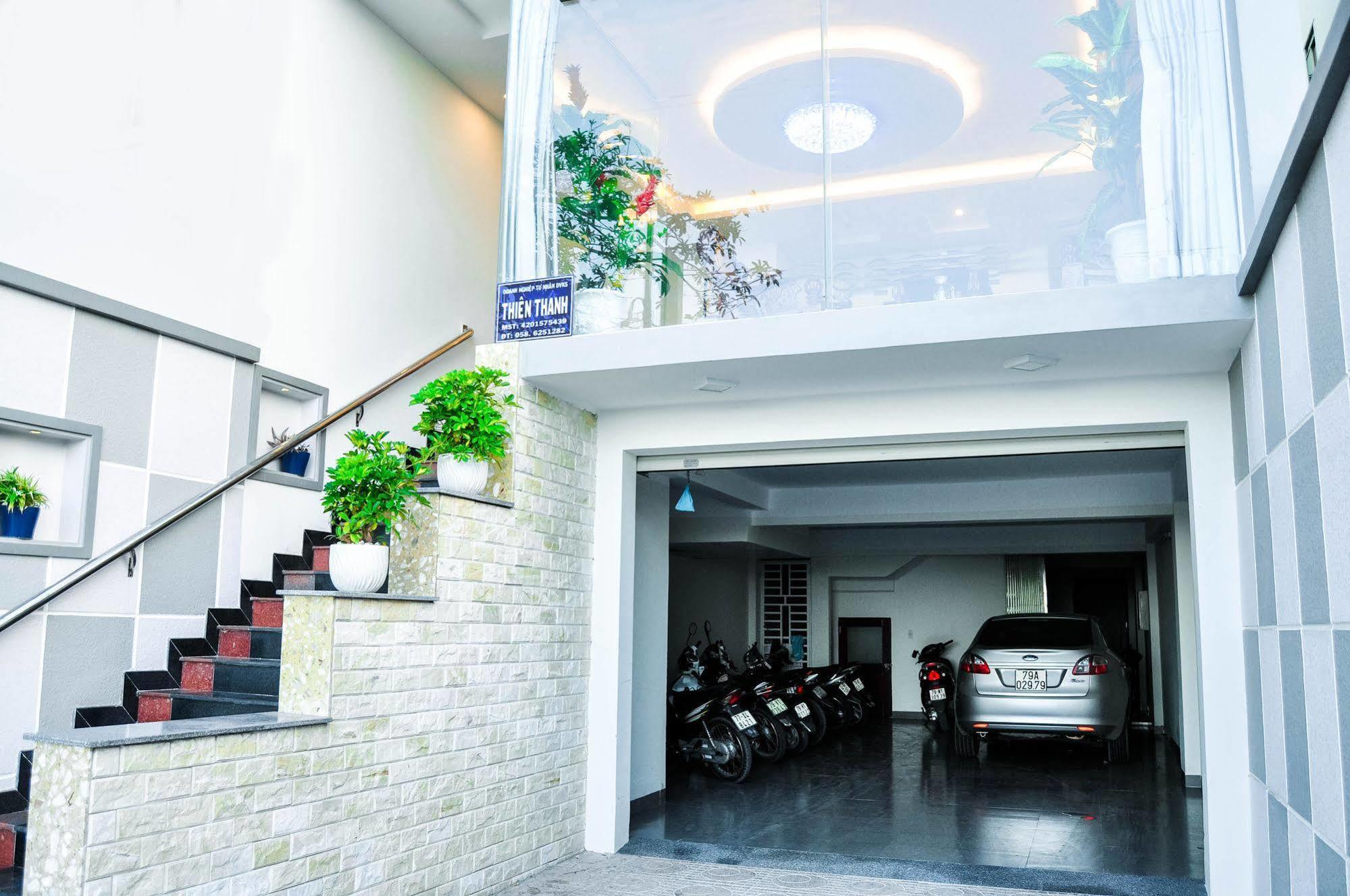 Thien Thanh Hotel - E Dragon ニャチャン エクステリア 写真
