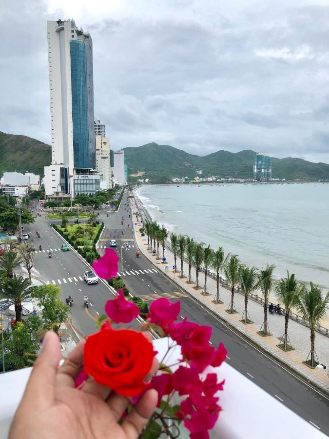 Thien Thanh Hotel - E Dragon ニャチャン エクステリア 写真